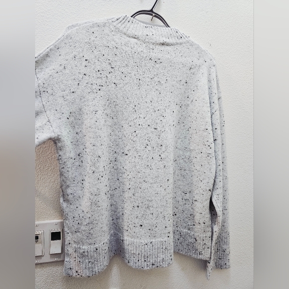 Calvin Klein Womans Sweater. - Picture 6 of 6